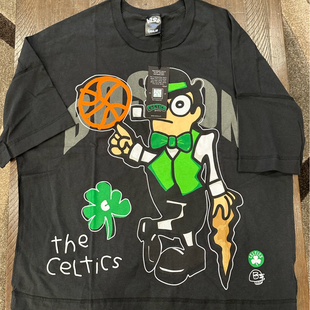 Authentic Department Boston Celtics Tee Size Medium
